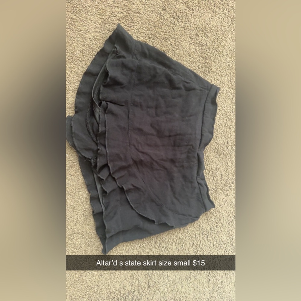 Altar’d state skort never worn